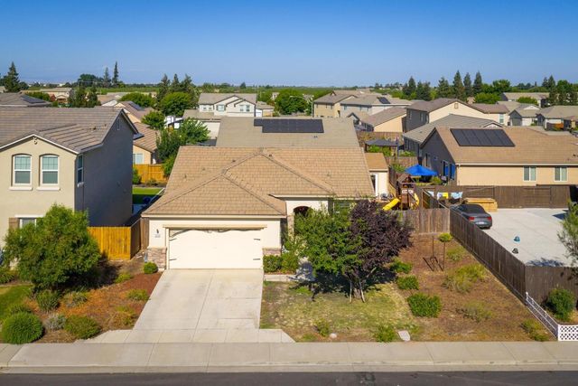 1020 Narada Way, Livingston, CA 95334