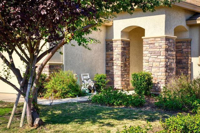 1020 Narada Way, Livingston, CA 95334