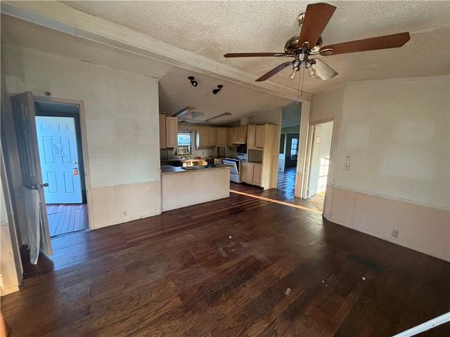 20 Morgan Street, Rockmart, GA 30153