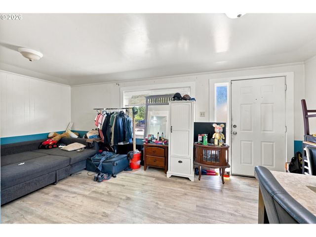 4731 Ne 62ND Ave, Portland, OR 97218