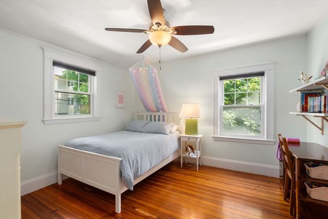 87 Redlands Rd, Boston, MA 02132
