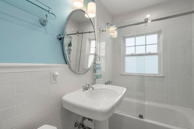 87 Redlands Rd, Boston, MA 02132