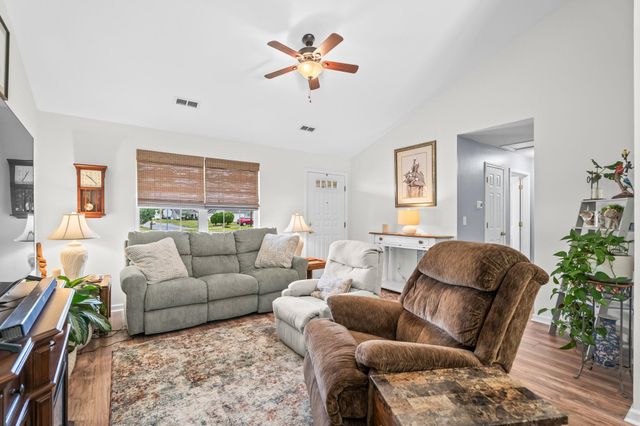 204 Balsa Dr., Longs, SC 29568