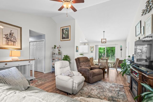 204 Balsa Dr., Longs, SC 29568