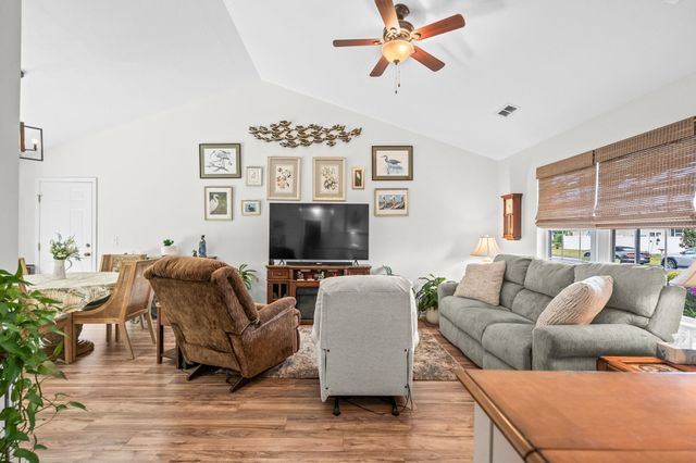 204 Balsa Dr., Longs, SC 29568