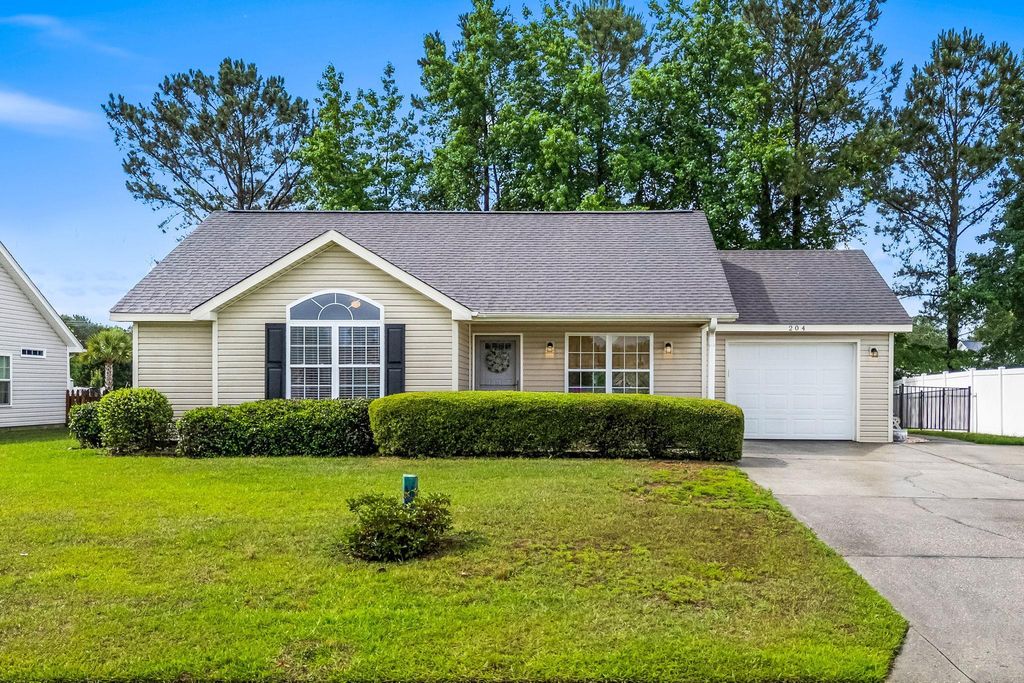 204 Balsa Dr., Longs, SC 29568