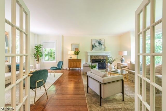181 Sunset Ave, Verona Twp., NJ 07044