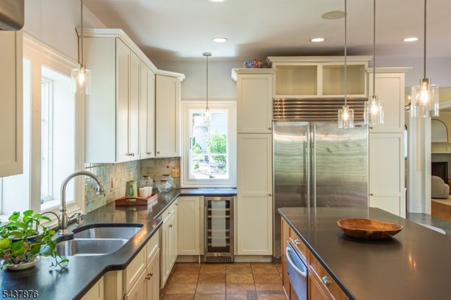 181 Sunset Ave, Verona Twp., NJ 07044