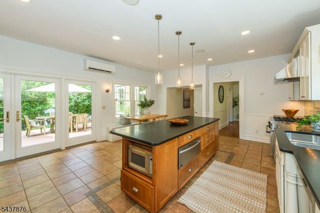 181 Sunset Ave, Verona Twp., NJ 07044