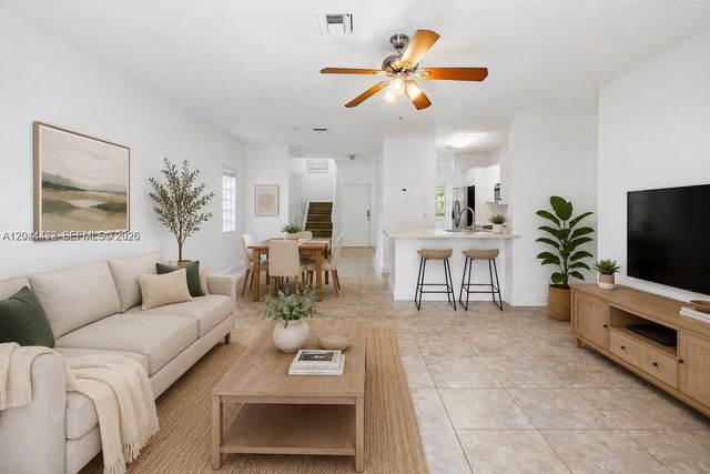 16035 Emerald Cove Rd, Weston, FL 33331