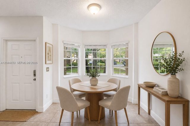 16035 Emerald Cove Rd, Weston, FL 33331