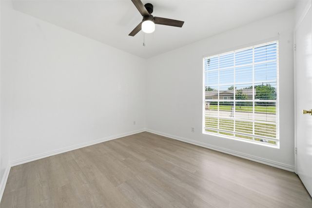 1913 Denfield DR, Round Rock, TX 78664