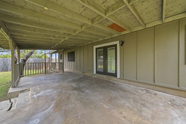 1913 Denfield DR, Round Rock, TX 78664
