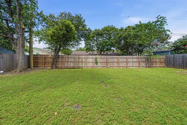 1913 Denfield DR, Round Rock, TX 78664