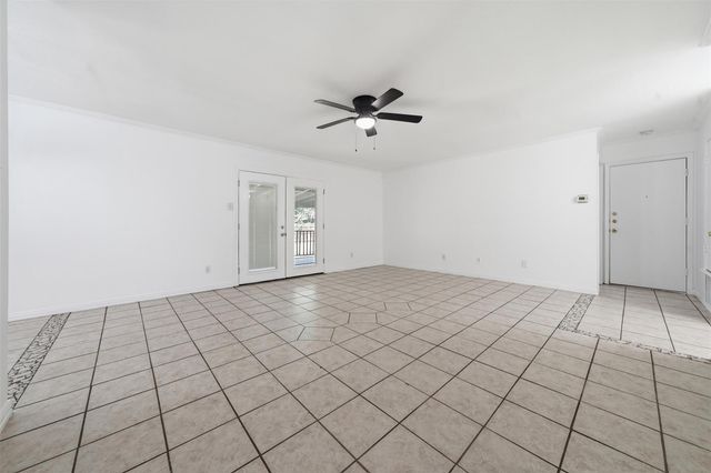 1913 Denfield DR, Round Rock, TX 78664