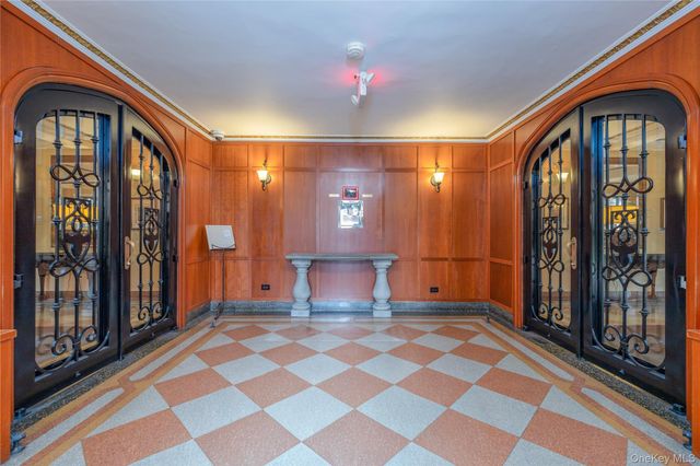 25 Parkview Avenue 2K, Bronxville, NY 10708