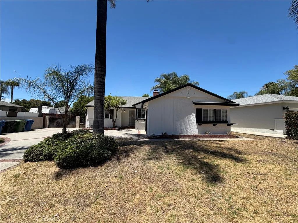 8017 Lurline Avenue, Winnetka, CA 91306