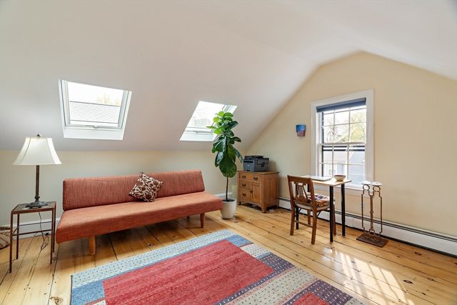 636 Green 636, Cambridge, MA 02139