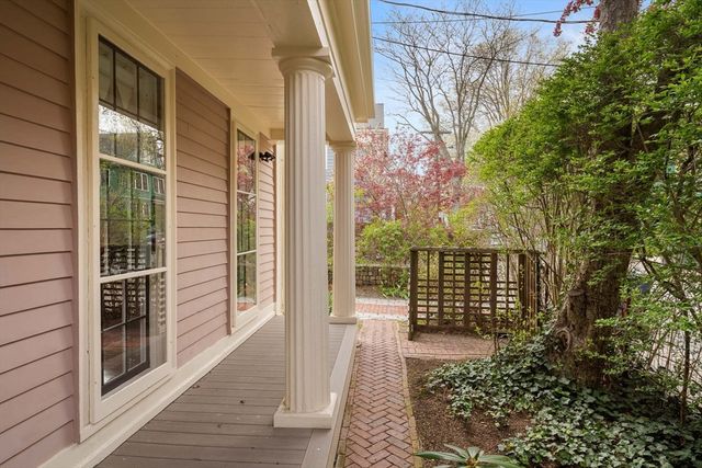 636 Green 636, Cambridge, MA 02139