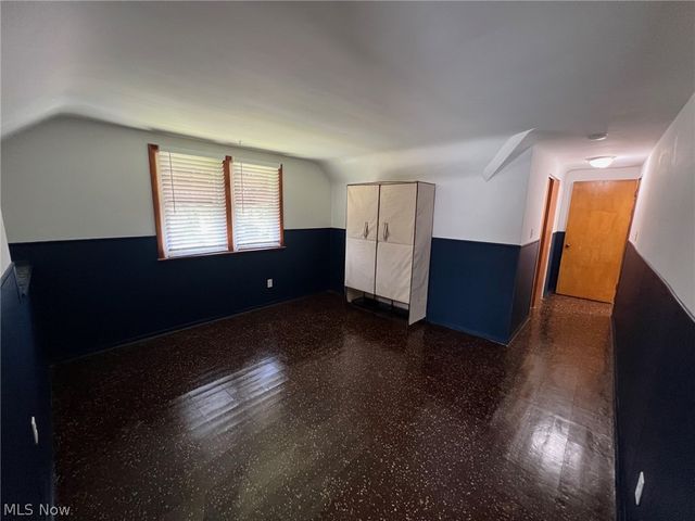19313 Longview Avenue, Maple Heights, OH 44137