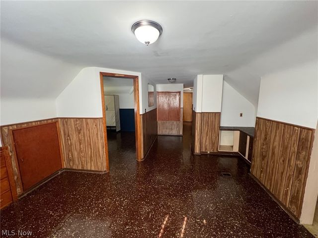 19313 Longview Avenue, Maple Heights, OH 44137
