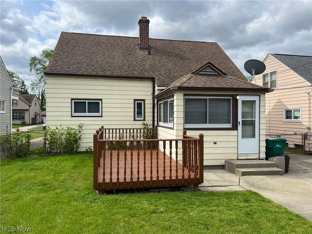 19313 Longview Avenue, Maple Heights, OH 44137