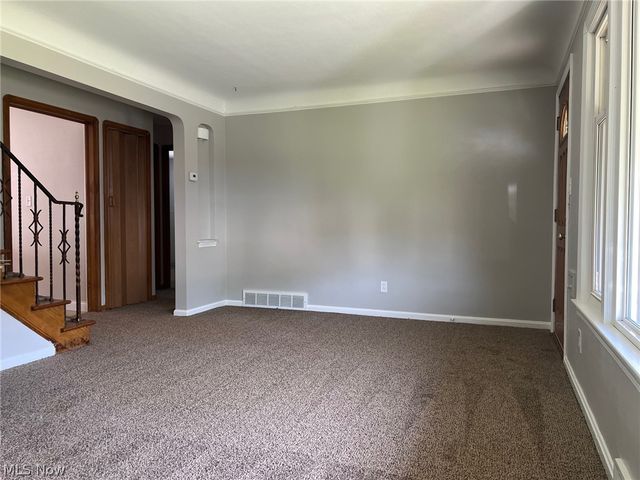 19313 Longview Avenue, Maple Heights, OH 44137