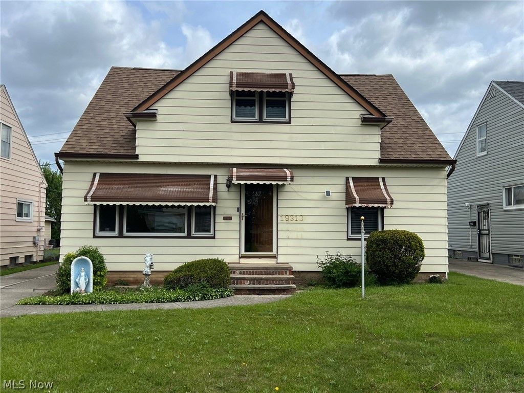 19313 Longview Avenue, Maple Heights, OH 44137