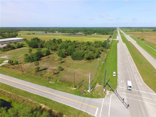 1990 98th Avenue, Vero Beach, FL 32966