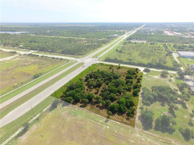 1990 98th Avenue, Vero Beach, FL 32966