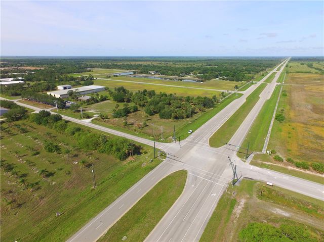 1990 98th Avenue, Vero Beach, FL 32966