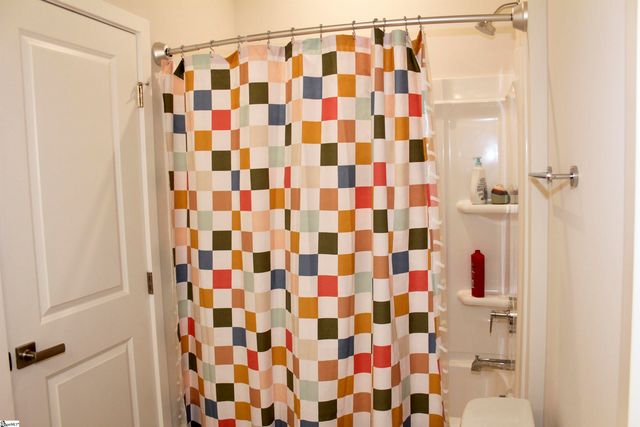 4 Dunroyal Road, Fountain Inn, SC 29644