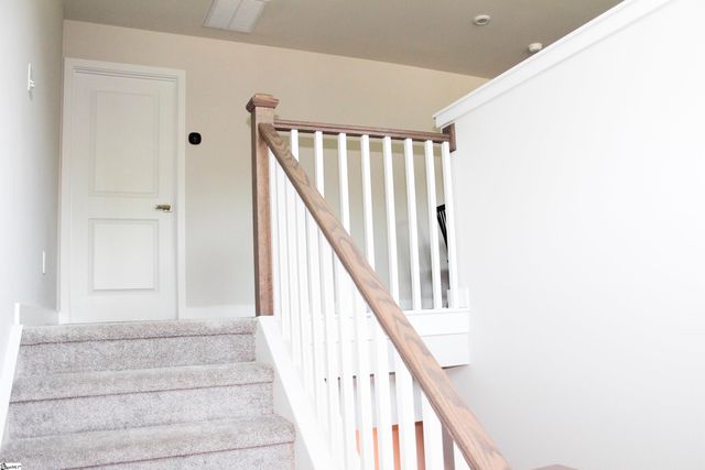 4 Dunroyal Road, Fountain Inn, SC 29644