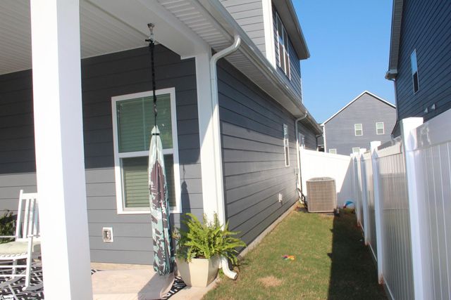 4 Dunroyal Road, Fountain Inn, SC 29644