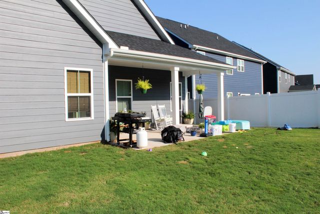 4 Dunroyal Road, Fountain Inn, SC 29644