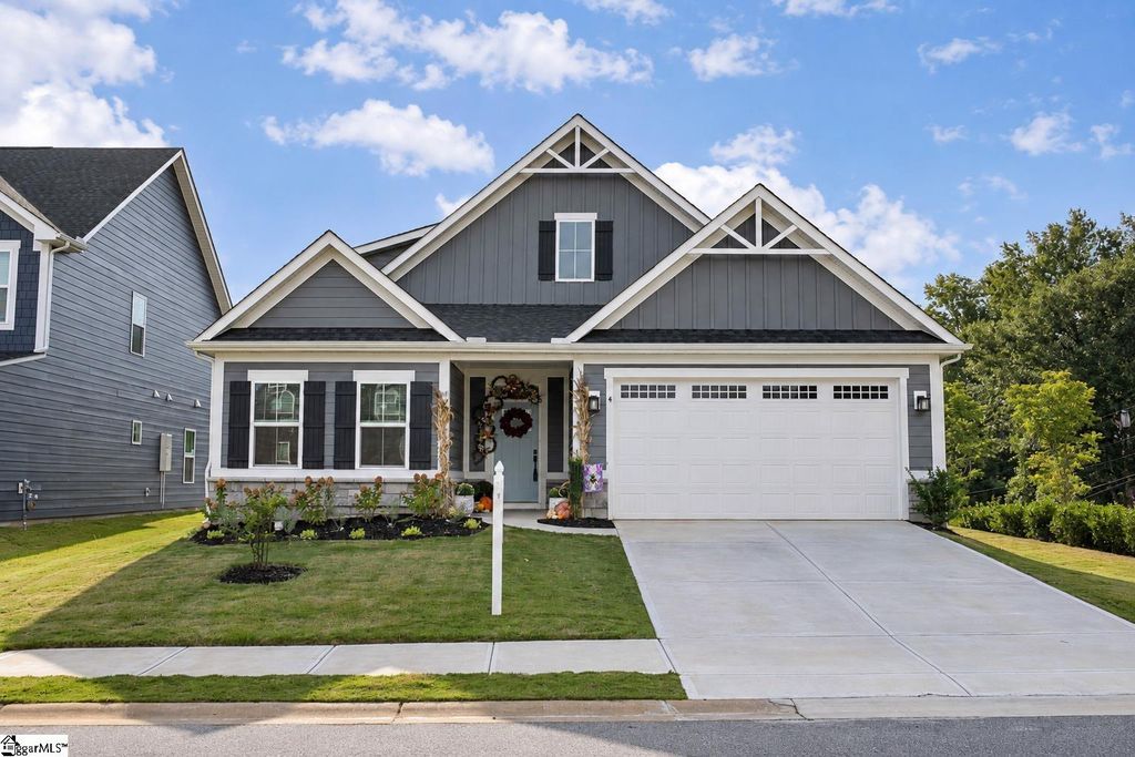 4 Dunroyal Road, Fountain Inn, SC 29644