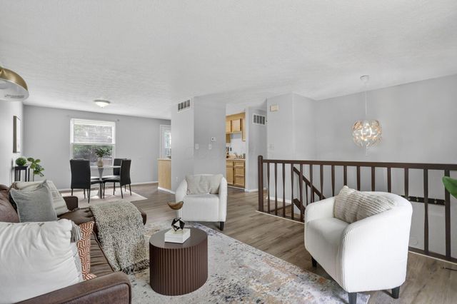 6844 Metuchen Place, Reynoldsburg, OH 43068
