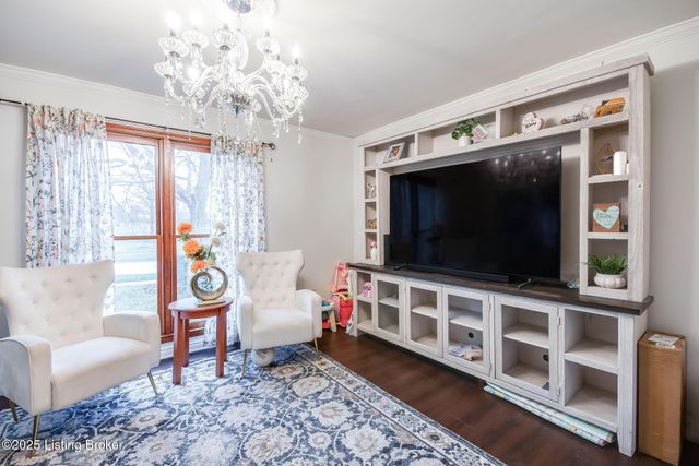 10418 Glenmary Farm Dr, Louisville, KY 40291