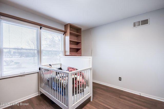 10418 Glenmary Farm Dr, Louisville, KY 40291