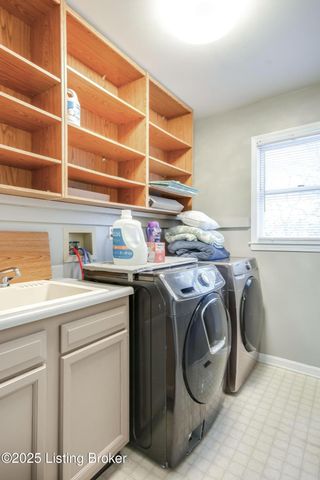 10418 Glenmary Farm Dr, Louisville, KY 40291