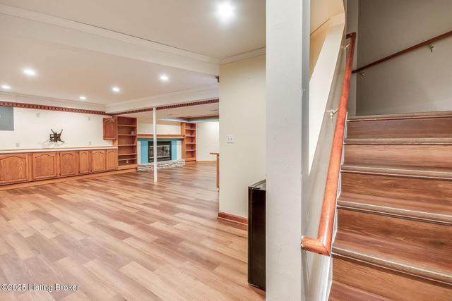 10418 Glenmary Farm Dr, Louisville, KY 40291