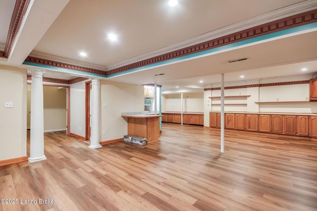 10418 Glenmary Farm Dr, Louisville, KY 40291