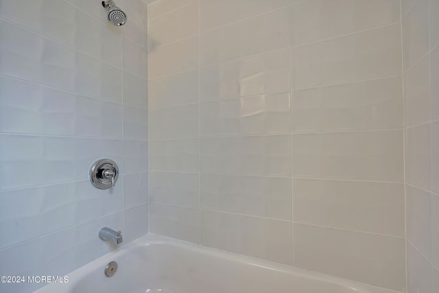 13 Swain Avenue, Toms River, NJ 08755