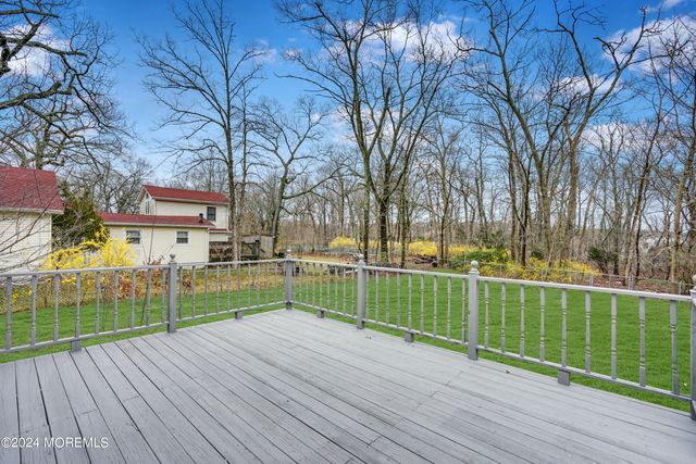 13 Swain Avenue, Toms River, NJ 08755