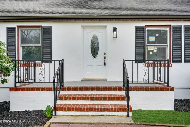 13 Swain Avenue, Toms River, NJ 08755