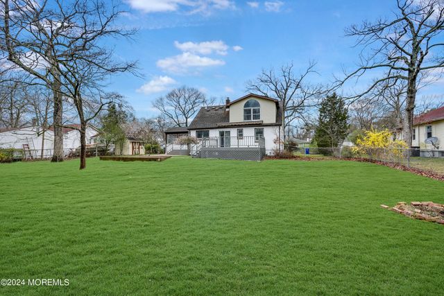 13 Swain Avenue, Toms River, NJ 08755