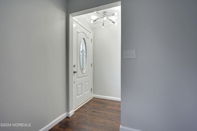 13 Swain Avenue, Toms River, NJ 08755