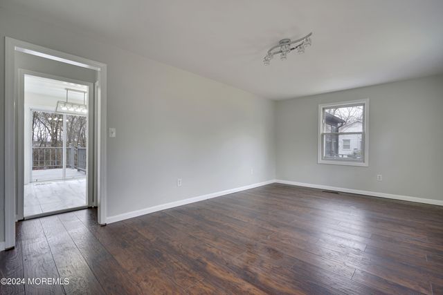 13 Swain Avenue, Toms River, NJ 08755