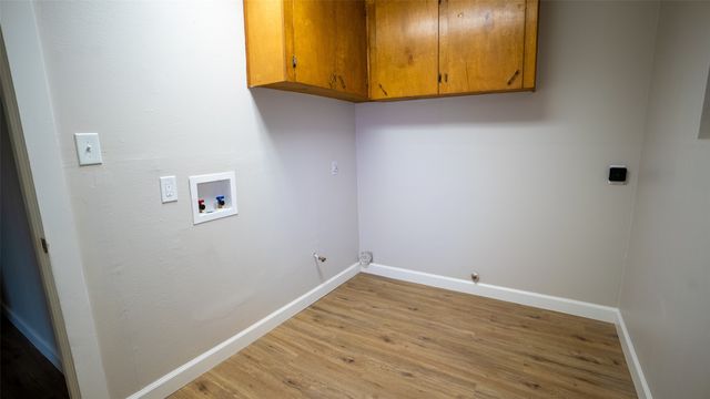 1801 Pine Bluff Street, Paris, TX 75460