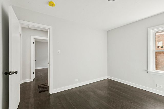 14510 S Emerald Avenue, Riverdale, IL 60827